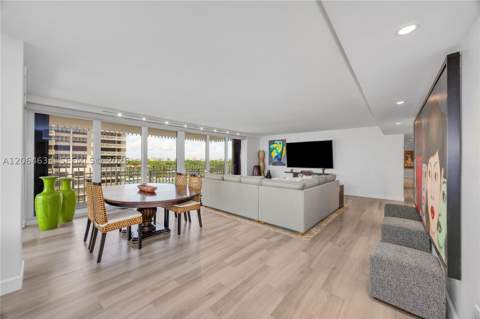 3 Grove Isle Dr C1402, Miami FL - photo 6 of 31