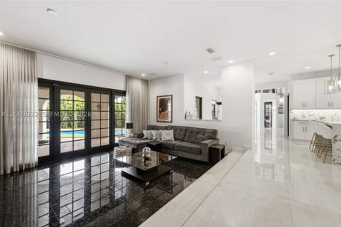 8215 Grand Canal Dr, Miami FL - photo 10 of 40