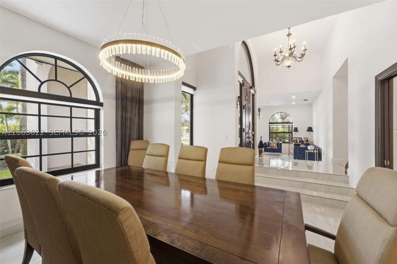 4 bedroom SingleFamilyResidence at 8215 Grand Canal Dr, Flagler Waterway Estates, Miami — photo 3