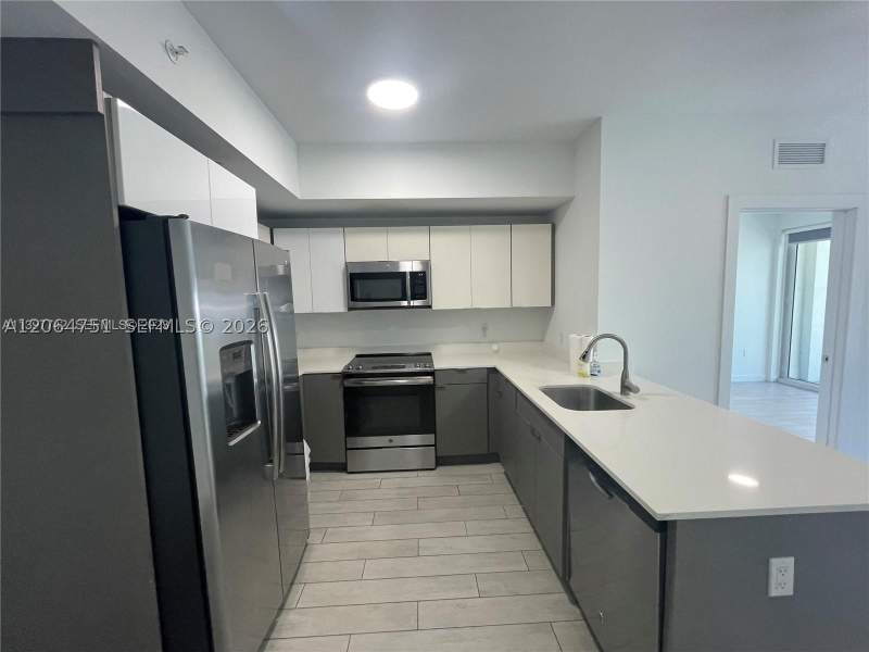 2 bedroom Condominium at 321 NE 26th St 512, 26 Edgewater Condo, Miami — photo 3