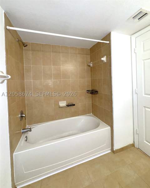 22441 SW 88th Pl 201-5, Cutler Bay FL - photo 11 of 19