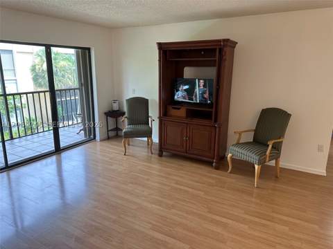 8415 SW 107th Ave 303W, Miami FL - photo 10 of 34