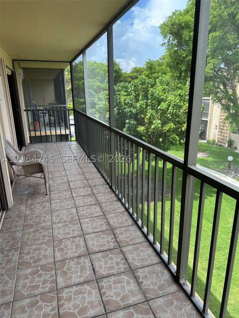 8415 SW 107th Ave 303W, Miami FL - photo 14 of 34
