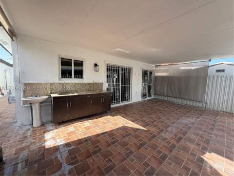 2854 W 75th Ter, Hialeah FL - photo 15 of 15