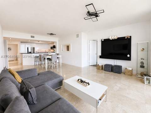 14951 Royal Oaks Ln 1501, North Miami FL - photo 11 of 66