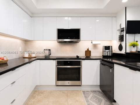 14951 Royal Oaks Ln 1501, North Miami FL - photo 7 of 66