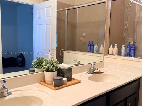 17157 SW 96th St, Miami FL - photo 8 of 16