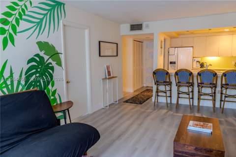 401 Ocean Dr 222 (with Parking), Miami Beach FL - photo 9 of 18