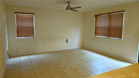 3477 SE 3rd St, Homestead FL - photo 6 of 31