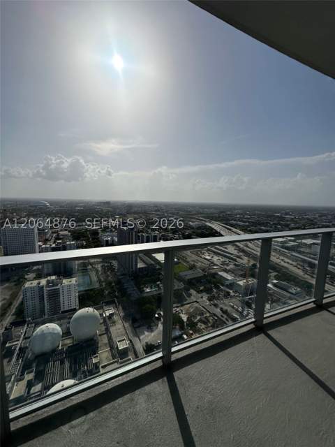 851 NE 1st Ave 4006, Miami FL - photo 6 of 40