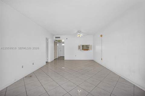 18555 NE 14th Ave 502, Miami FL - photo 9 of 43