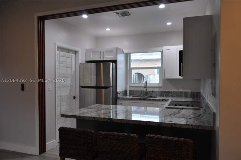 2 bedroom SingleFamilyResidence at 4035 E 2nd Ave, Churchill Downs, Hialeah — photo 5