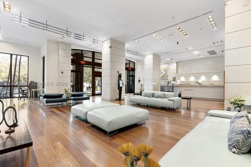 1 bedroom Condominium at 2889 Mcfarlane Rd 1014, Mutiny Park Condo, Miami — photo 3