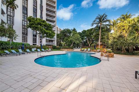 2000 Towerside Ter 1510, Miami FL - photo 8 of 72