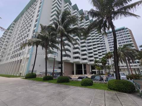 2899 Collins Ave 940, Miami Beach FL - photo 14 of 38