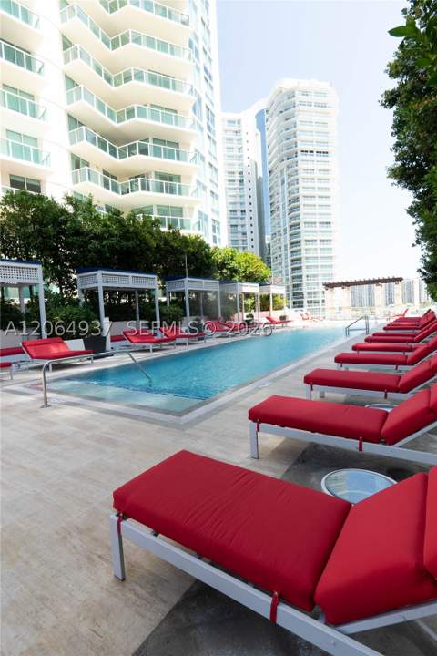 150 Sunny Isles Blvd 1-Th403, Sunny Isles Beach FL - photo 18 of 22
