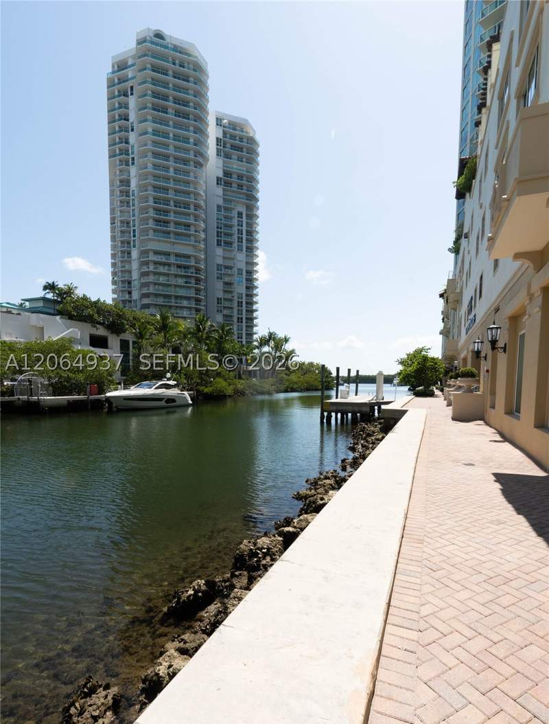 3 bedroom Townhouse at 150 Sunny Isles Blvd 1-Th403, St Tropez On The Bay 1 Co, Sunny Isles Beach — photo 2