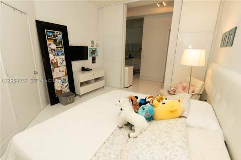 150 Sunny Isles Blvd 1-Th403, Sunny Isles Beach FL - photo 9 of 22