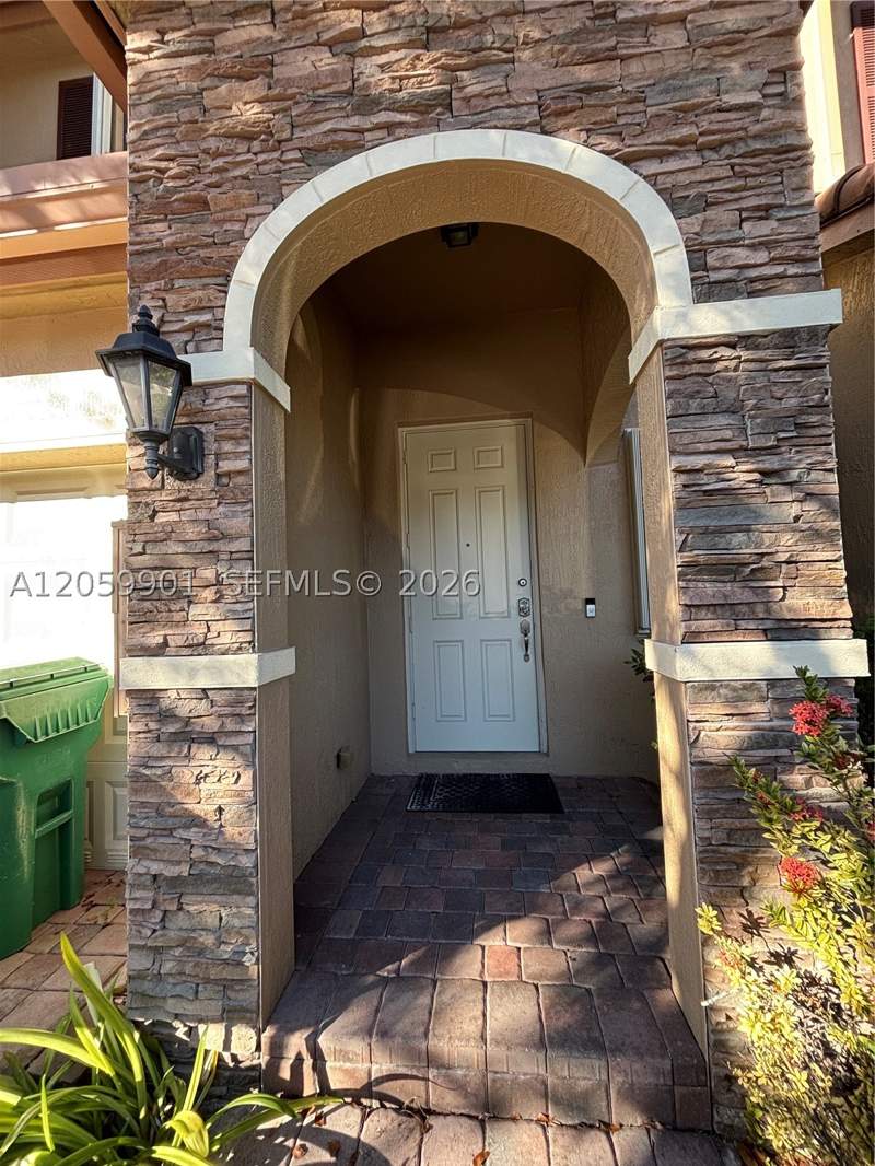 3 bedroom Townhouse at 15217 SW 119th Ter, Century Gardens At Tamiam, Miami — photo 4