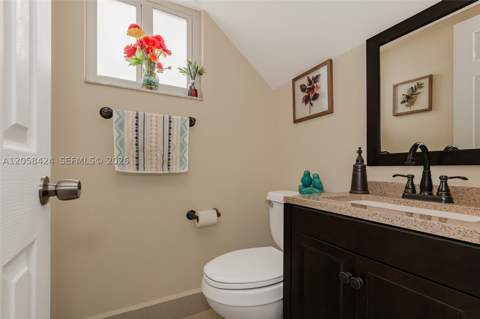 11559 SW 7th St, Sweetwater FL - photo 11 of 28