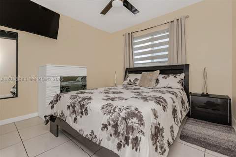 11559 SW 7th St, Sweetwater FL - photo 13 of 28