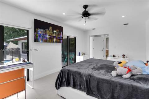 11243 SW 174th Ter, Miami FL - photo 15 of 43