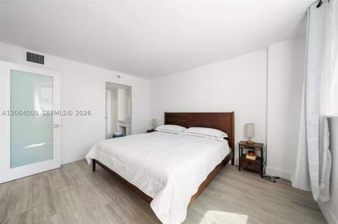 345 Ocean Dr 610, Miami Beach FL - photo 11 of 19