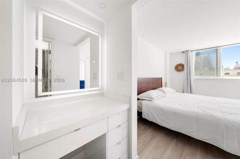 345 Ocean Dr 610, Miami Beach FL - photo 12 of 19