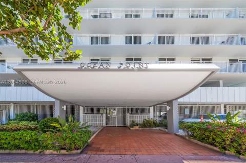 345 Ocean Dr 610, Miami Beach FL - photo 18 of 19