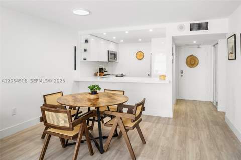 345 Ocean Dr 610, Miami Beach FL - photo 6 of 19