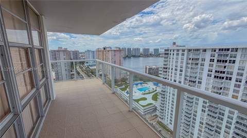 230 174th St 2412, Sunny Isles Beach FL - photo 7 of 41