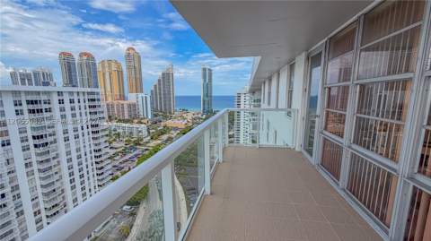 230 174th St 2412, Sunny Isles Beach FL - photo 8 of 41