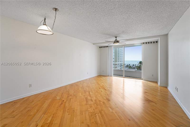 1 bedroom Condominium at 770 Claughton Island Dr 808, Isola Condo, Miami — photo 4