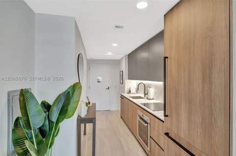 580 72nd St 808, Miami Beach FL - photo 9 of 17