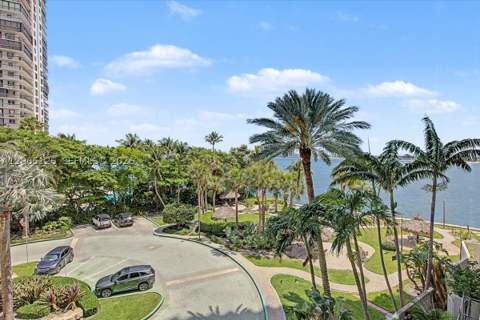 2451 Brickell Ave 4F, Miami FL - photo 15 of 33