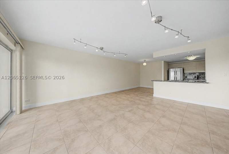 1 bedroom Condominium at 2451 Brickell Ave 4F, Brickell Townhouse Condo, Miami — photo 4