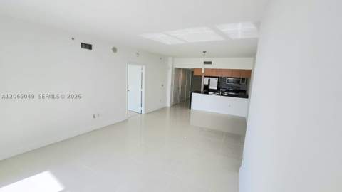 1750 N Bayshore Dr 2010, Miami FL - photo 10 of 23