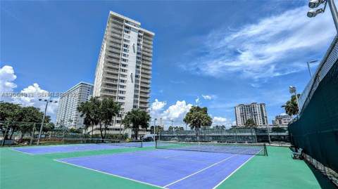 300 Bayview Dr 1603, Sunny Isles Beach FL - photo 22 of 24