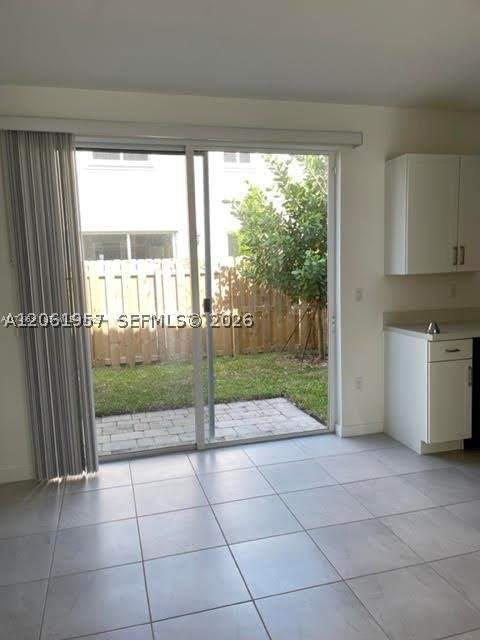 3 bedroom Townhouse at 2435 SE 11th St, Towns At Seascape, Homestead — photo 3