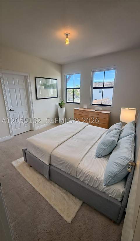 10229 NW 87th Ter, Doral FL - photo 9 of 11