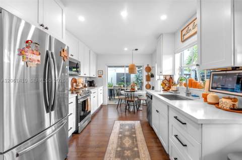 1050 NW 129th Ave, Miami FL - photo 13 of 34