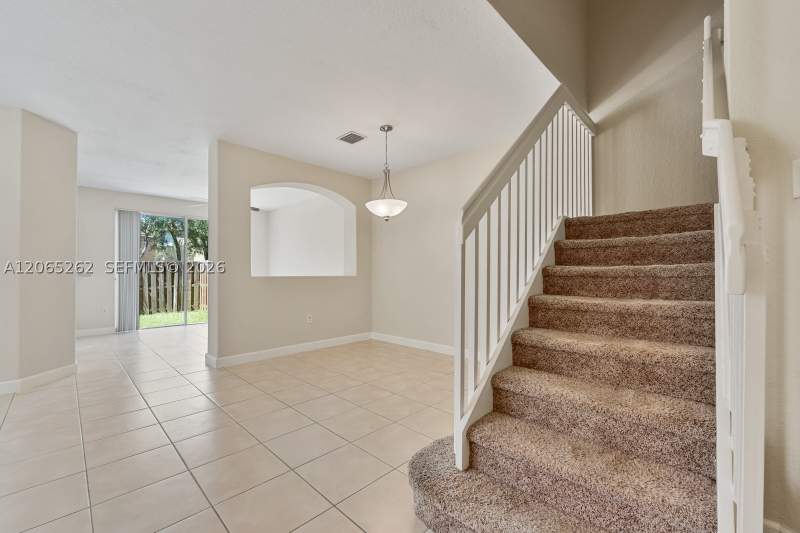 4 bedroom Townhouse at 2531 SE 15th Ct, Keys Garden, Homestead — photo 3