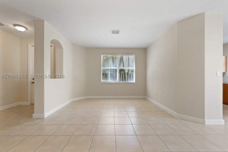 4 bedroom Townhouse at 2531 SE 15th Ct, Keys Garden, Homestead — photo 5