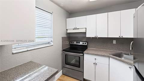 17255 SW 95th Ave 161, Palmetto Bay FL - photo 6 of 38