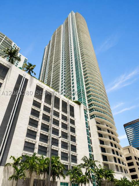 950 Brickell Bay Dr 3904, Miami FL - photo 24 of 46