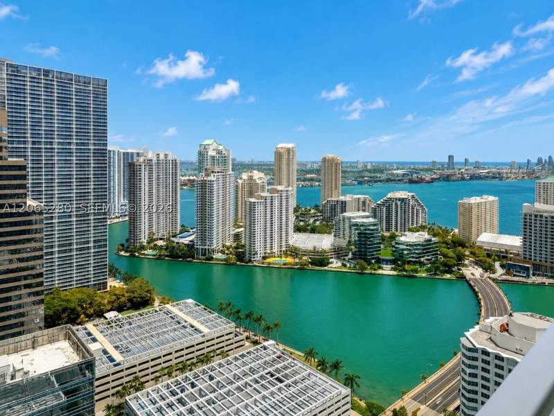 2 bedroom Condominium at 950 Brickell Bay Dr 3904, The Plaza 851 Brickell Co, Miami — photo 5