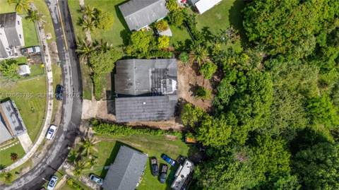 155 SW 16th Ter, Homestead FL - photo 7 of 10