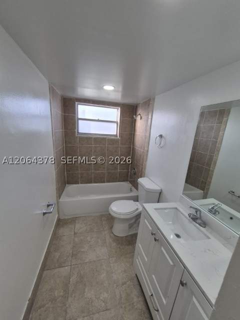 1750 W 46th St 331, Hialeah FL - photo 6 of 9