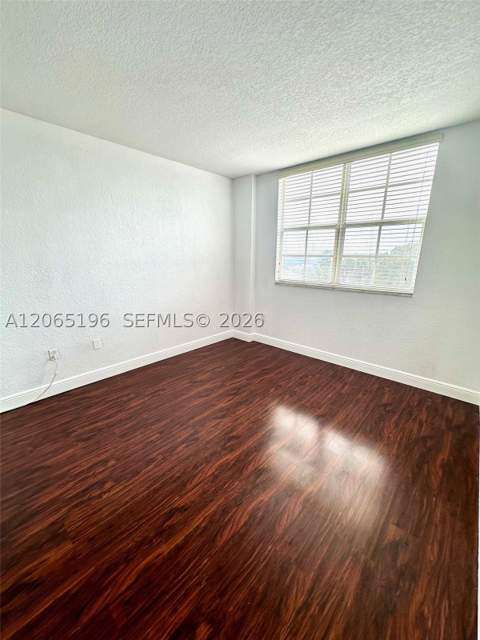215 SW 42nd Ave 401, Miami FL - photo 9 of 26