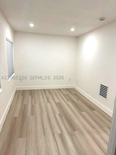 470 NE 130th St, North Miami FL - photo 10 of 12